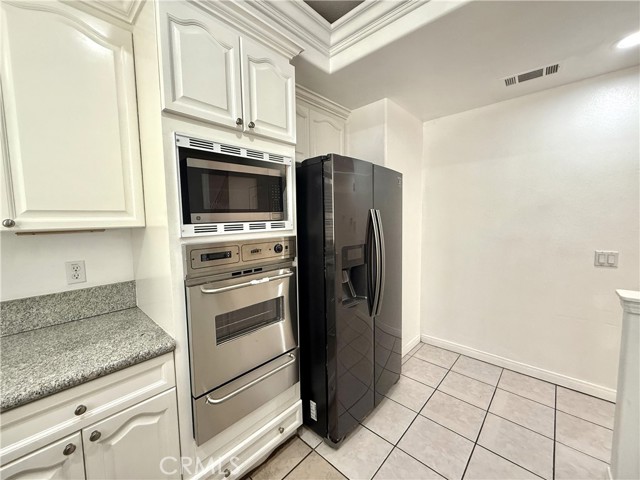 Detail Gallery Image 9 of 29 For 201 N Lincoln, Monterey Park,  CA 91755 - 4 Beds | 4 Baths