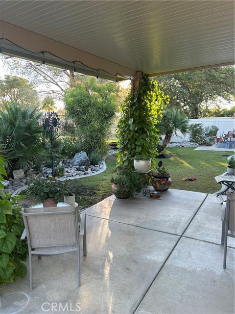 Detail Gallery Image 3 of 9 For 9656 Spyglass, Desert Hot Springs,  CA 92240 - 3 Beds | 3 Baths