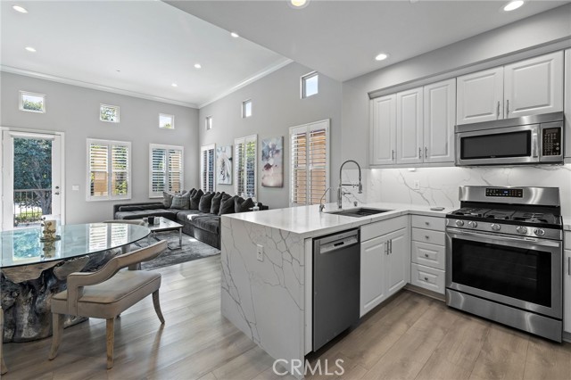 Detail Gallery Image 14 of 58 For 16 Serenity, Irvine,  CA 92618 - 2 Beds | 2 Baths