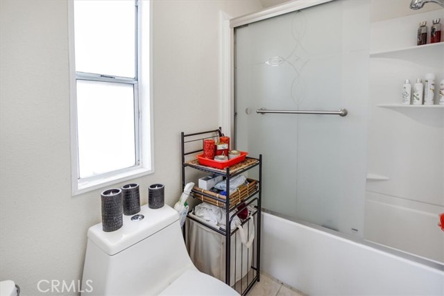 Detail Gallery Image 19 of 31 For 1855 E Riverside Dr #110,  Ontario,  CA 91761 - 3 Beds | 2 Baths