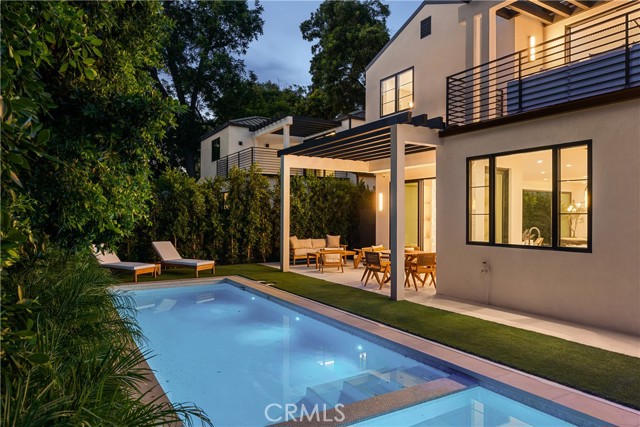 4205 Agnes Avenue, Studio City CA: https://media.crmls.org/medias/84ce1a89-ab5d-41a1-b972-fcb523fac7c8.jpg