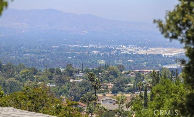 15672 Castlewoods Drive, Sherman Oaks CA: https://media.crmls.org/medias/84cea89a-814c-4356-92e9-72982585e449.jpg