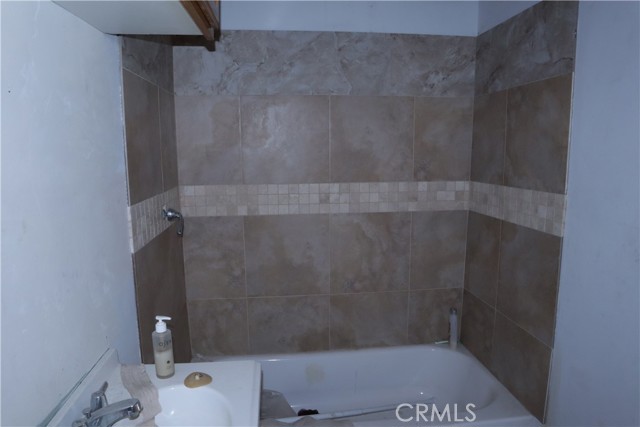 26371 Nalatapa Road, Apple Valley CA: https://media.crmls.org/medias/84ced812-b661-4490-b926-f98ea640e99b.jpg