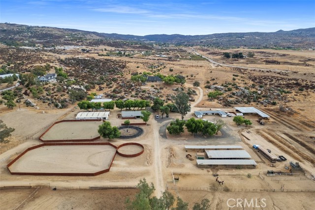 Detail Gallery Image 11 of 66 For 31120 Kelstar Rd, Hemet,  CA 92544 - 5 Beds | 2/1 Baths