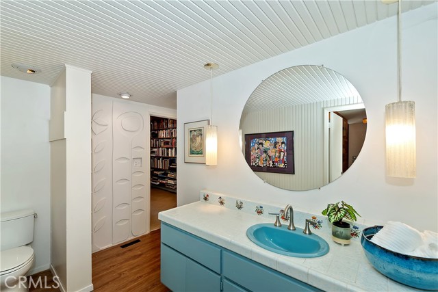 27280 Peninsula Drive, Lake Arrowhead CA: https://media.crmls.org/medias/84cf4106-2004-4880-bcfc-1e5a22ccb157.jpg
