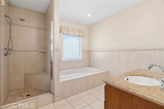 9250 Arleta photo 27