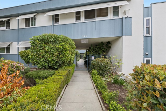 Detail Gallery Image 7 of 8 For 245 Aster St #7,  Laguna Beach,  CA 92651 - 2 Beds | 1 Baths