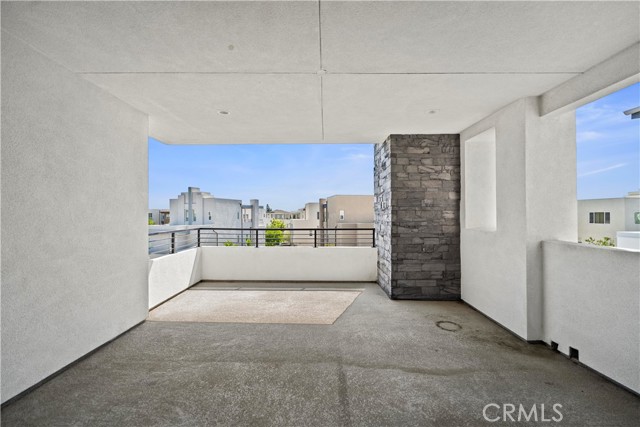 163 Stage, Irvine CA: https://media.crmls.org/medias/84d18ff7-652c-4e14-b337-dbab63c93f22.jpg