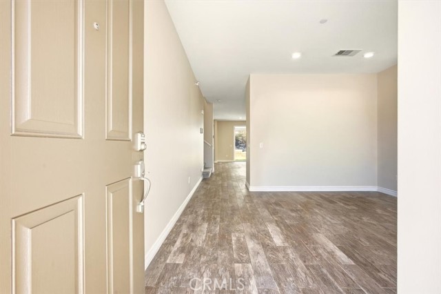 Detail Gallery Image 5 of 50 For 3715 Bur Oak, San Bernardino,  CA 92407 - 4 Beds | 3 Baths