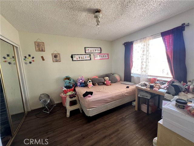 9660 Peach Avenue, California City CA: https://media.crmls.org/medias/84d24c7e-bca0-47b1-9d0e-367e164913a9.jpg