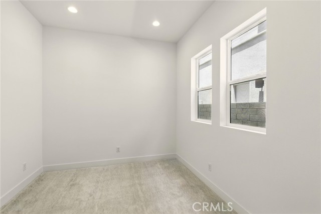 27546 Elderberry Drive, Valencia CA: https://media.crmls.org/medias/84d25850-faa8-472a-be41-e97fd1160f40.jpg