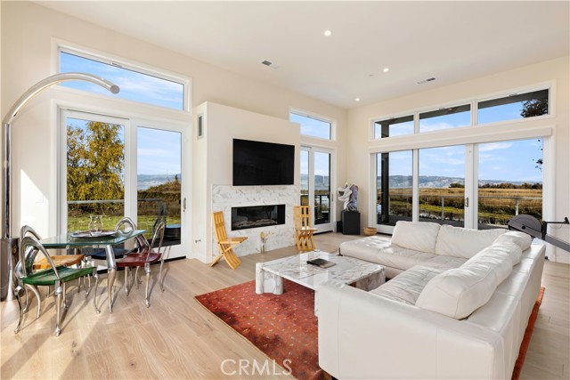 Detail Gallery Image 16 of 71 For 8 Queen Ann, Lakeport,  CA 95453 - 3 Beds | 2/1 Baths