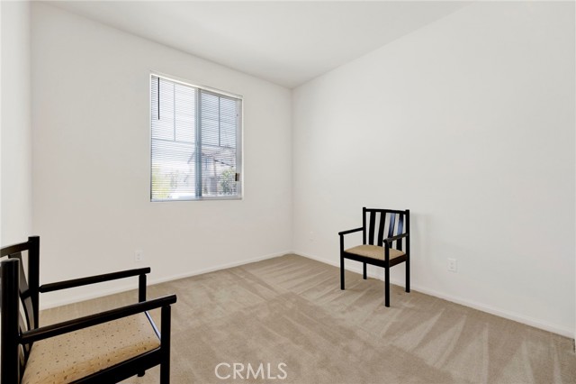 680 Platte Way, Oxnard CA: https://media.crmls.org/medias/84d48d28-98f5-476d-bb05-ccbdc5859b88.jpg