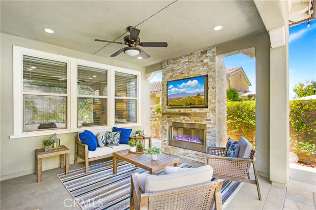 112 Cerrero Court, Rancho Mission Viejo CA: https://media.crmls.org/medias/84d5ecaf-eb21-4423-bd0b-12072e2b900b.jpg