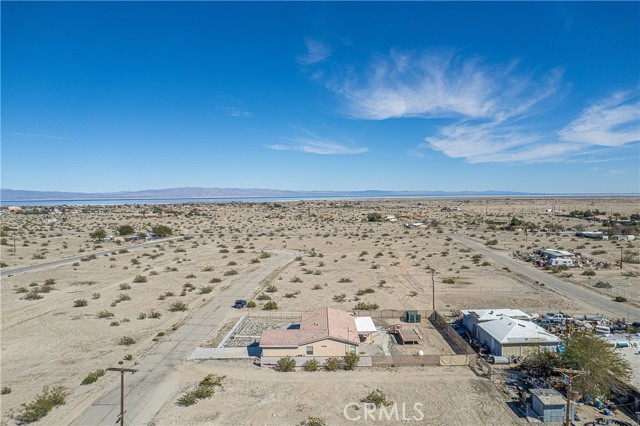 Detail Gallery Image 3 of 48 For 1253 Coral Ave, Thermal,  CA 92274 - 3 Beds | 2 Baths