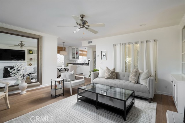 Detail Gallery Image 5 of 18 For 330 Marguerite a,  Corona Del Mar,  CA 92625 - 2 Beds | 2 Baths