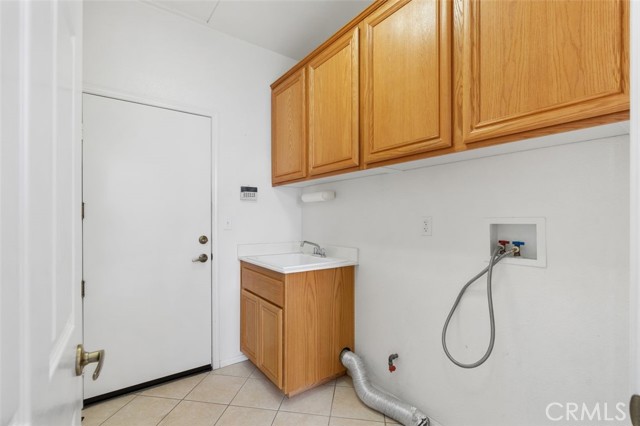 Detail Gallery Image 8 of 43 For 701 Bermuda Dr, Hemet,  CA 92543 - 3 Beds | 2 Baths