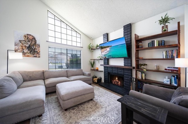 Detail Gallery Image 12 of 61 For 29855 Corte Cruzada, Menifee,  CA 92584 - 4 Beds | 3 Baths