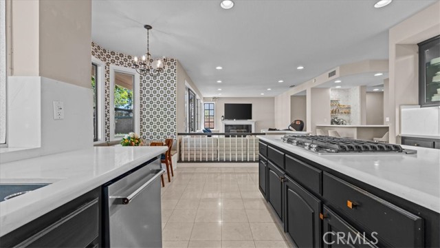 Image 20 of 62 For 2162 Euclid Avenue