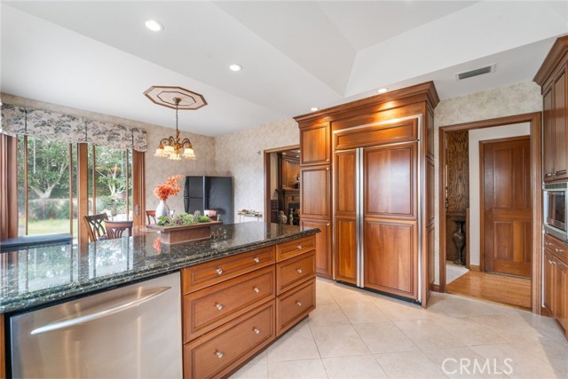 29628 Woodbrook Dr, Agoura Hills CA: https://media.crmls.org/medias/84dad53a-2f21-4193-b881-984196fb227e.jpg