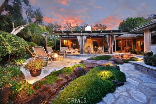 Private back yard living area