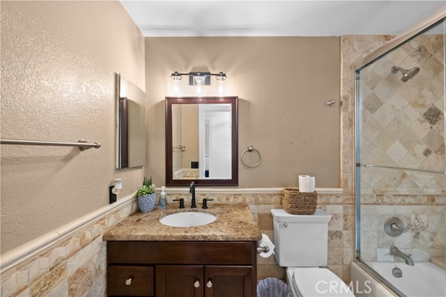 15 Vittoria Street, Laguna Niguel CA: https://media.crmls.org/medias/84dbc3b6-3d58-461c-bec7-4acbfbbd9553.jpg