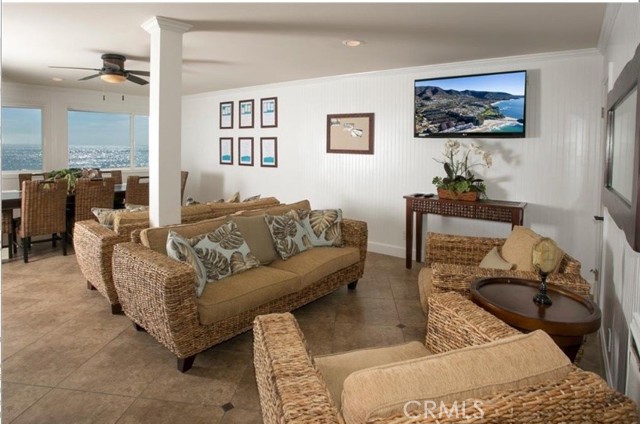 Detail Gallery Image 12 of 21 For 22 Blue Lagoon, Laguna Beach,  CA 92651 - 3 Beds | 3/1 Baths