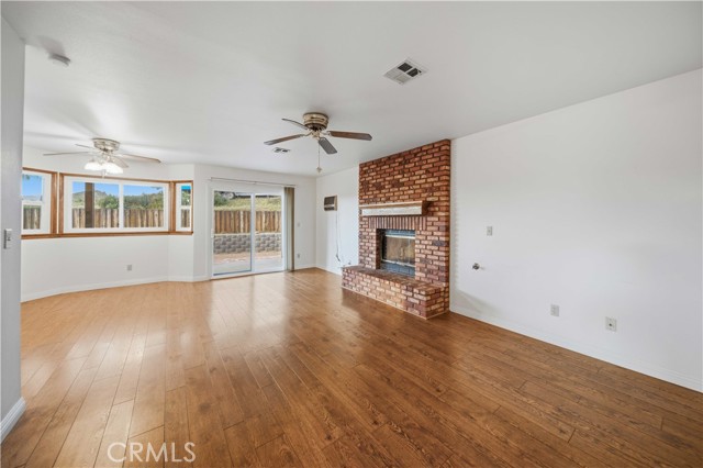 Detail Gallery Image 13 of 35 For 31237 Silverset, Acton,  CA 93510 - 4 Beds | 3 Baths