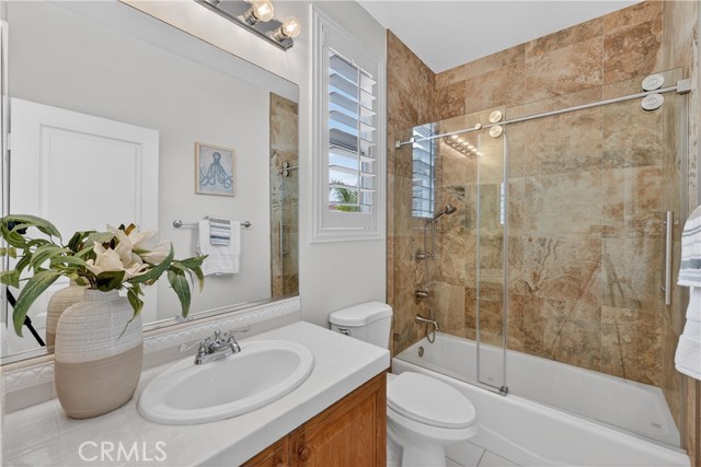 6467 Frampton, Huntington Beach CA: https://media.crmls.org/medias/84dd3bdd-b27a-49c4-8321-e7d96d3e6400.jpg