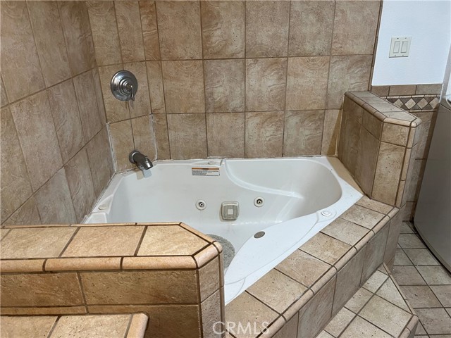 MLS #WS25260564 image #16