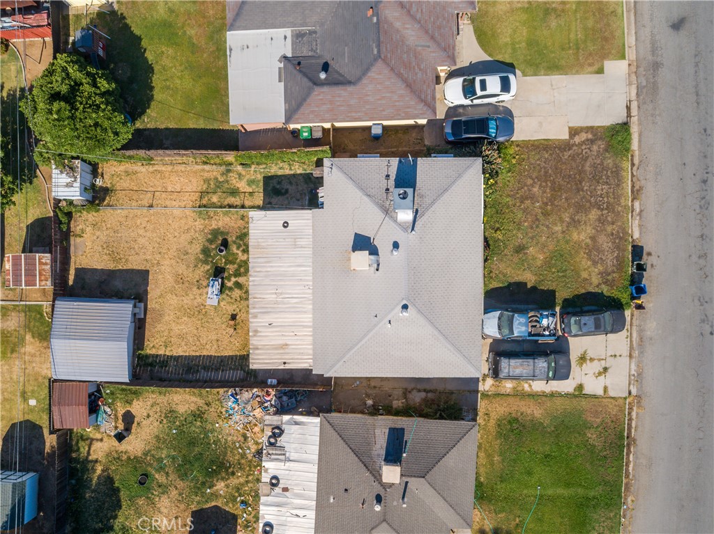 https://media.crmls.org/medias/84de8a67-1871-409c-830f-45714f5a8d06.jpg?preset=X-Large