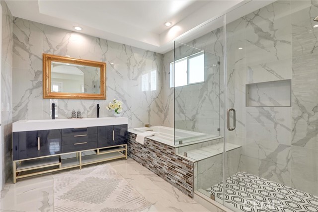 Detail Gallery Image 29 of 59 For 19002 Delaware St, Huntington Beach,  CA 92648 - 6 Beds | 5/1 Baths