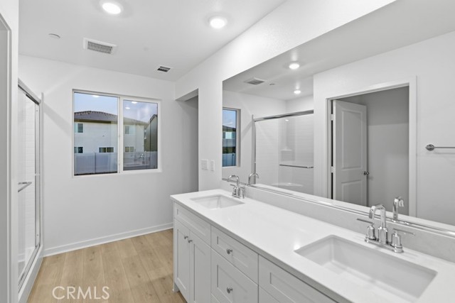 Detail Gallery Image 13 of 23 For 33262 Damask Ln, French Valley,  CA 92596 - 3 Beds | 2/1 Baths