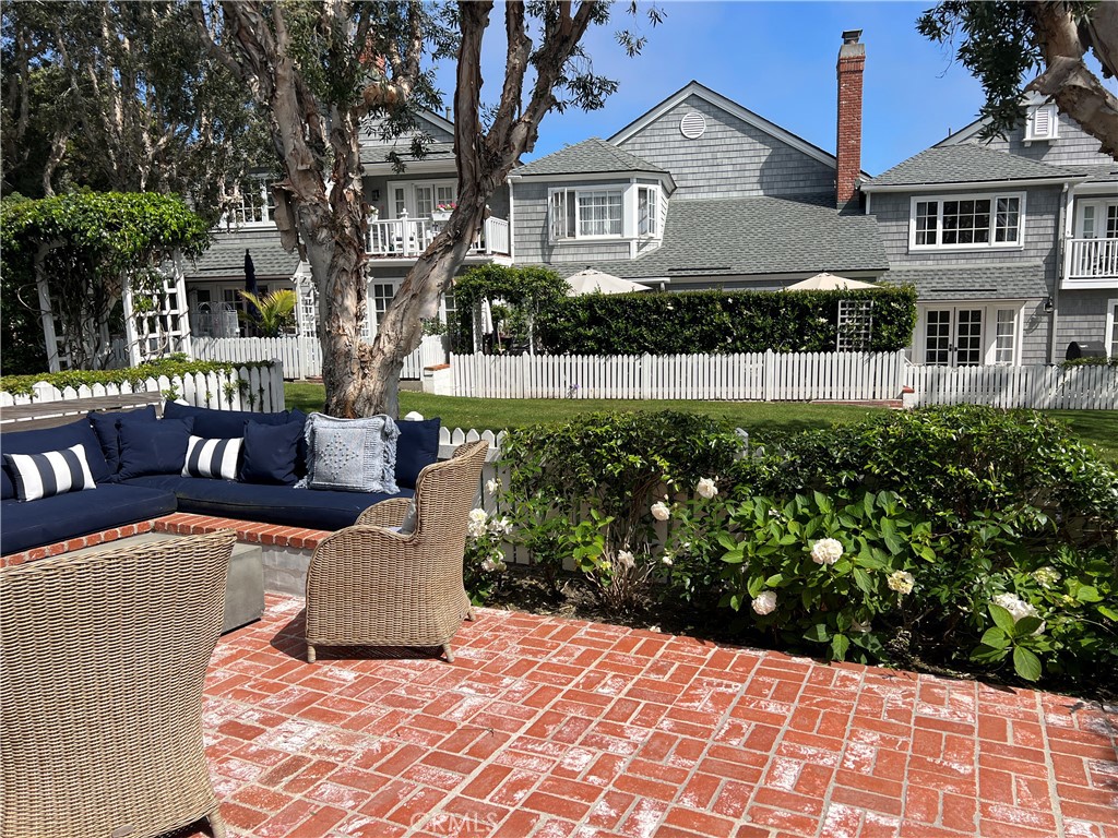 MLS #OC25239987 image #15