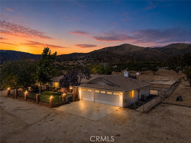 Front Image Thumbnail for CRSR26138148