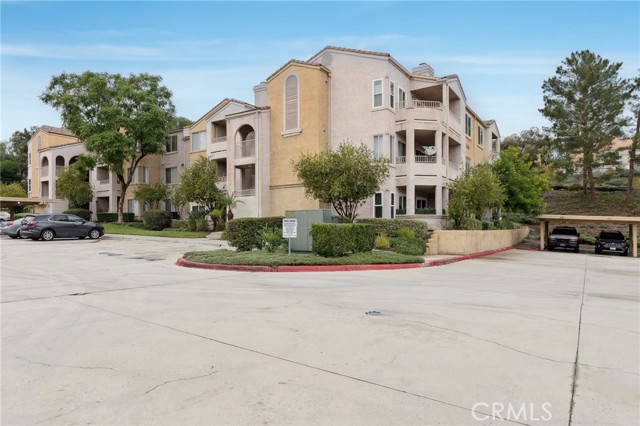 Detail Gallery Image 31 of 34 For 2550 San Gabriel Way #202,  Corona,  CA 92882 - 2 Beds | 2 Baths