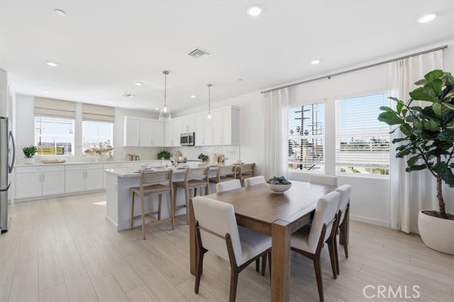 Detail Gallery Image 11 of 30 For 11450 Clover Ln, El Monte,  CA 91731 - 4 Beds | 3/1 Baths