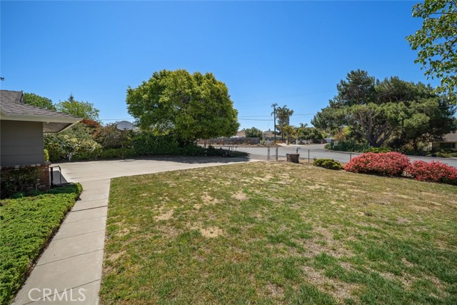 Detail Gallery Image 33 of 75 For 410 N Las Flores Dr, Nipomo,  CA 93444 - 5 Beds | 3 Baths