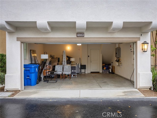 Detail Gallery Image 33 of 53 For 11238 N Mission Heights Dr, –,  CA 91345 - 3 Beds | 3 Baths