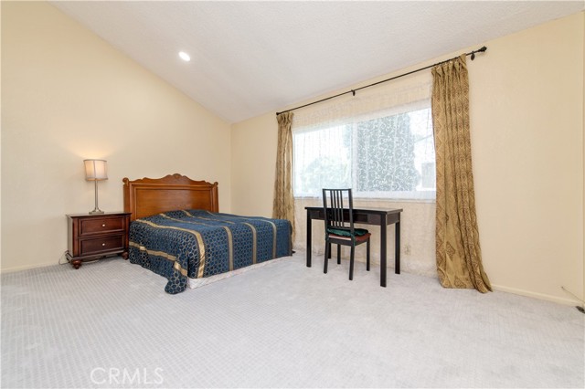 12441 Interior Circle, Los Alamitos CA: https://media.crmls.org/medias/84e41b69-b8ff-40ba-94ab-3893bb39b9a5.jpg