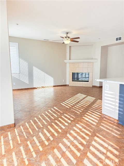 4792 Parkscape, Riverside CA: https://media.crmls.org/medias/84e45335-fb96-43e6-938d-996b98c1217e.jpg