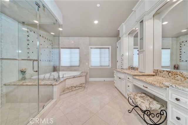 Detail Gallery Image 9 of 71 For 137 W Winnie Way, Arcadia,  CA 91007 - 6 Beds | 6/2 Baths