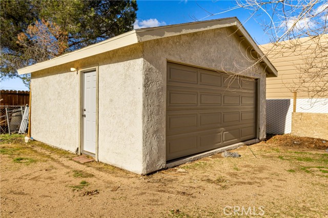 9164 Quincy Avenue, Hesperia CA: https://media.crmls.org/medias/84e4936d-77e1-46fa-a507-ad71f3637089.jpg