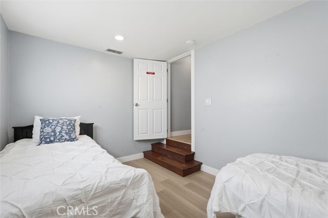 Detail Gallery Image 34 of 47 For 5017 W 118th Pl, Hawthorne,  CA 90250 - 5 Beds | 3 Baths