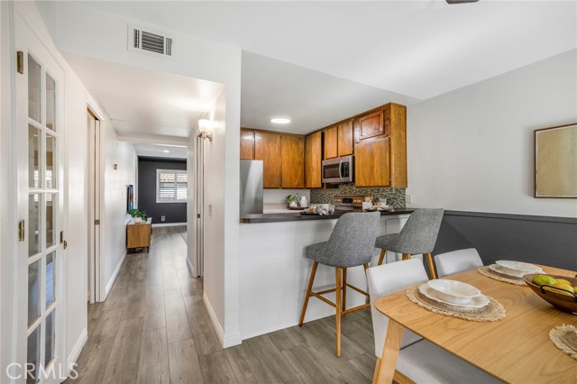 Detail Gallery Image 6 of 32 For 939 W Pine St #44,  Upland,  CA 91786 - 2 Beds | 2 Baths