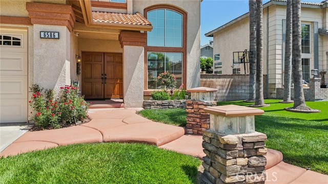 6586 Manzanita Court, Chino CA: https://media.crmls.org/medias/84e78a11-abba-471a-abba-fcaa0b4b4715.jpg