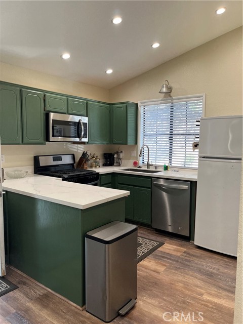 25106 Valle Drive, Crestline, CA, 92325 25106 Valle Drive, Crestline, CA, 92325