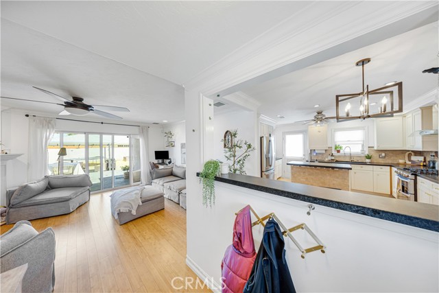 17971 Theodora Drive, Tustin CA: https://media.crmls.org/medias/84e7df07-e280-45c7-bd63-d41e2fe3deee.jpg