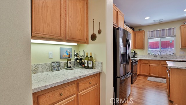 Detail Gallery Image 22 of 55 For 215 Furyk Way, Hemet,  CA 92545 - 2 Beds | 2 Baths