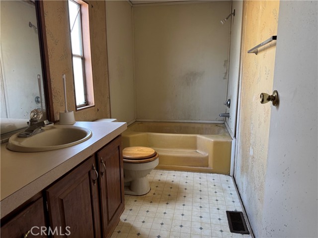 Detail Gallery Image 7 of 15 For 13200 Lamel St, North Edwards,  CA 93523 - – Beds | – Baths